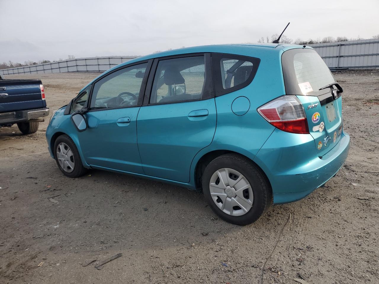 Image 2 of 2013 HONDA FIT  2013 with VIN JHMGE8H35DC041787