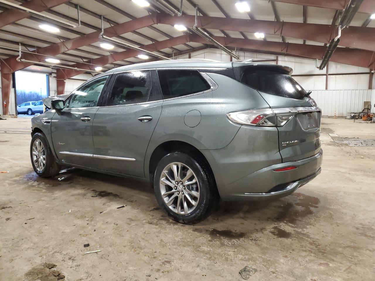 Изображение 2 2023 BUICK ENCLAVE AVENIR 2023 с VIN 5GAEVCKW1PJ111978