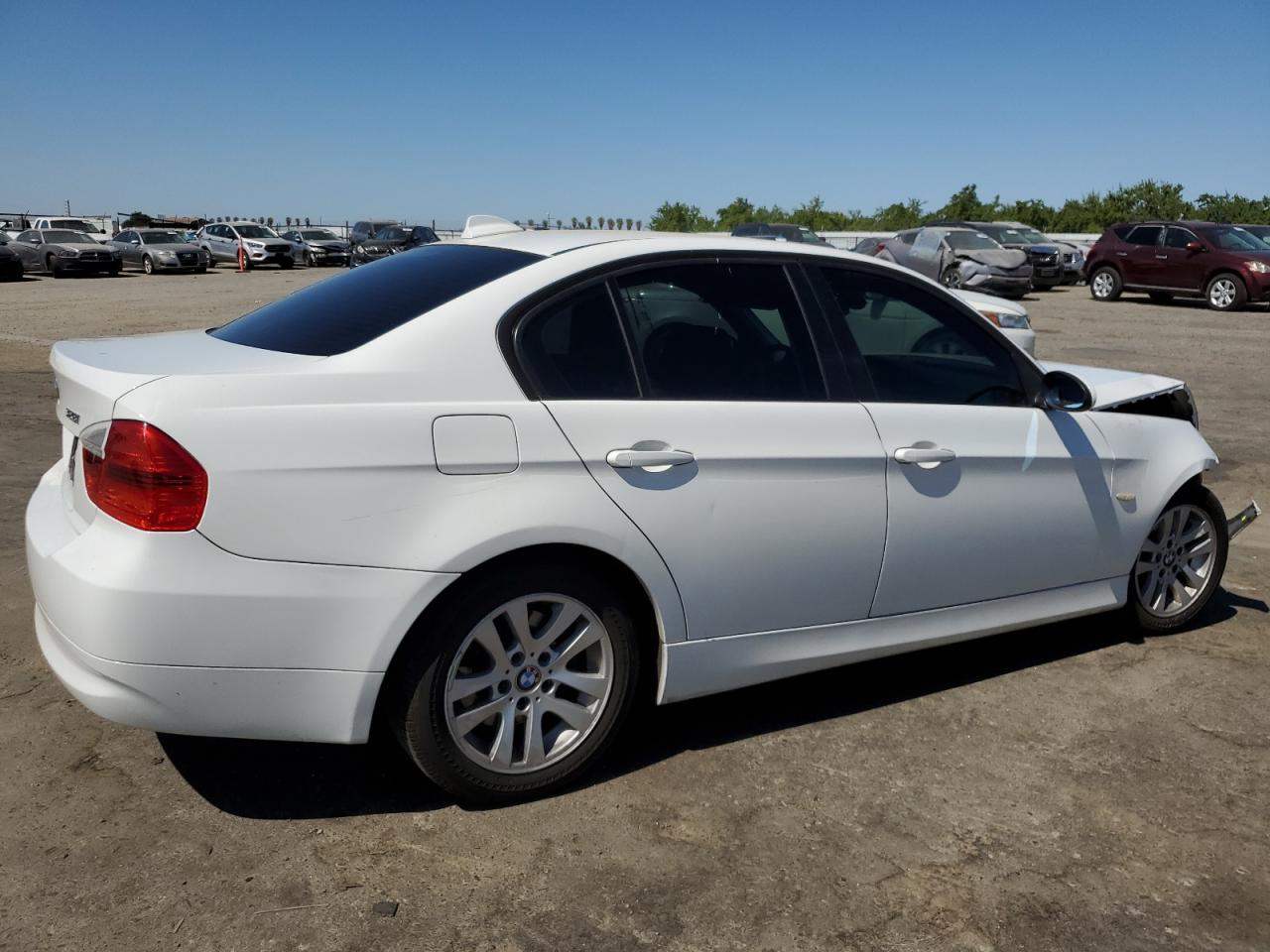 Image 3 of 2007 BMW 328 I SULEV 2007 with VIN WBAVC53527FZ75590