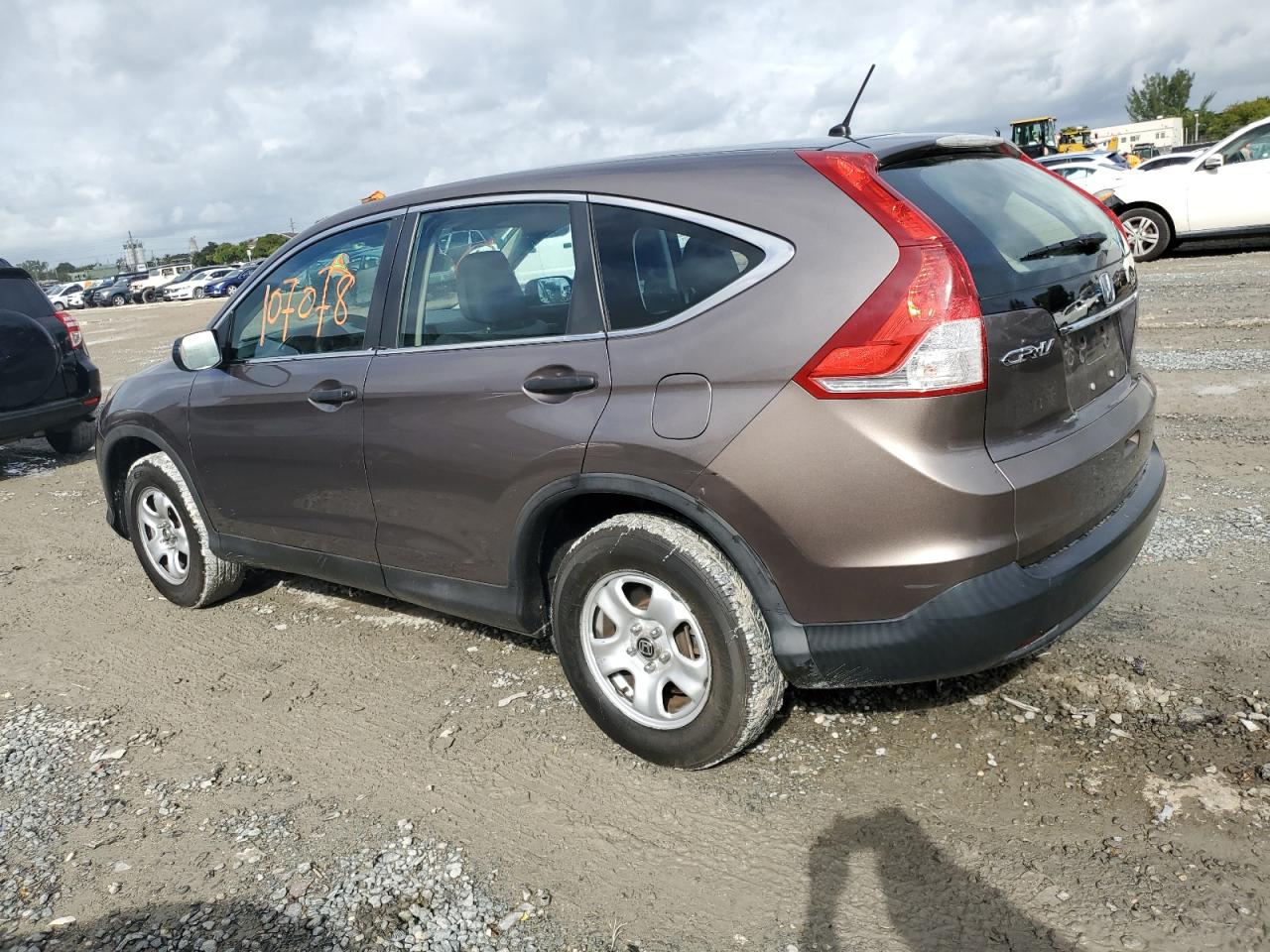 Изображение 2 2014 HONDA CR-V LX 2014 с VIN 3CZRM3H39EG706943