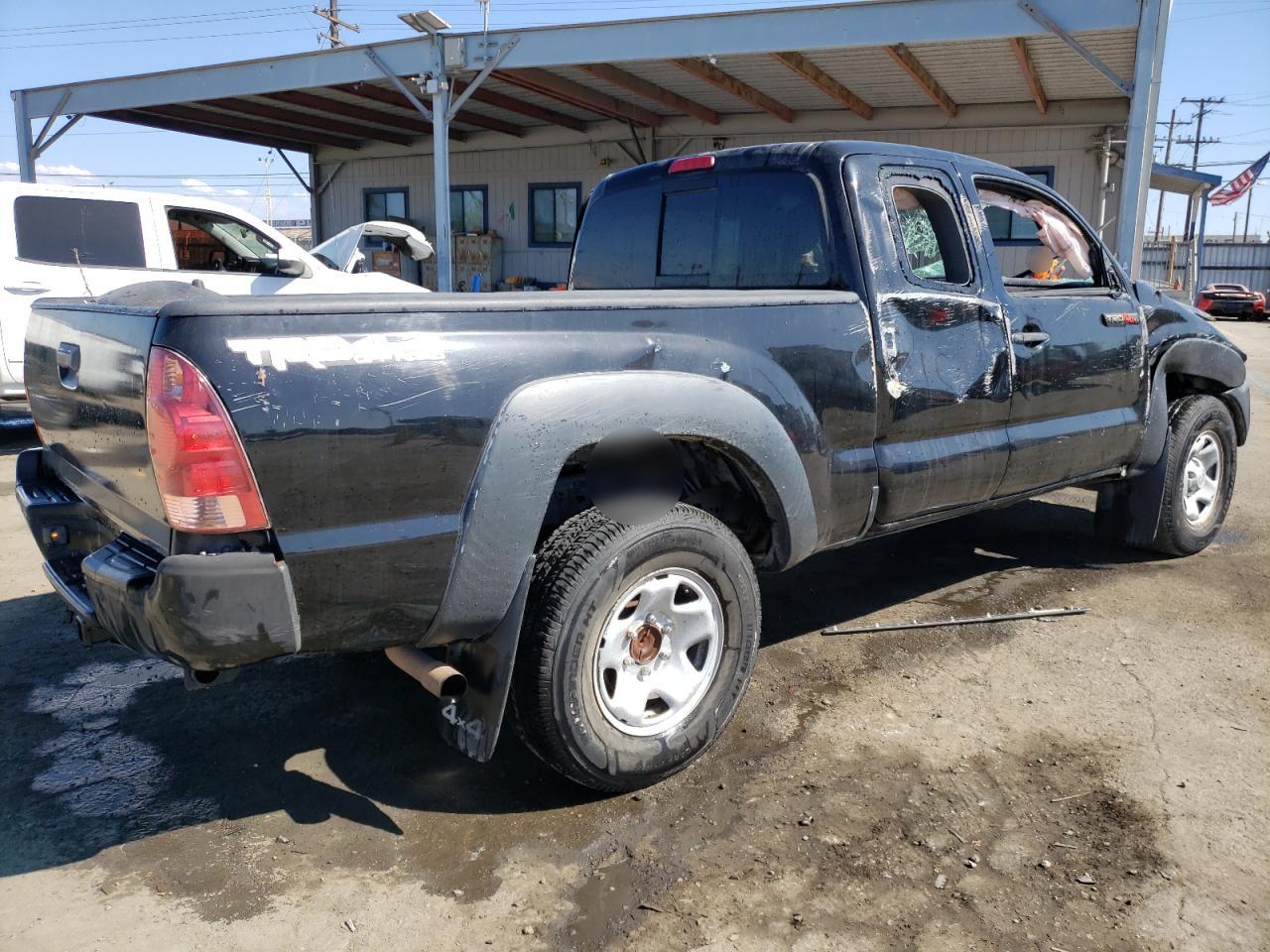 Image 3 of Toyota Tacoma Access Cab 2013 with VIN 5TFUX4EN6DX020095