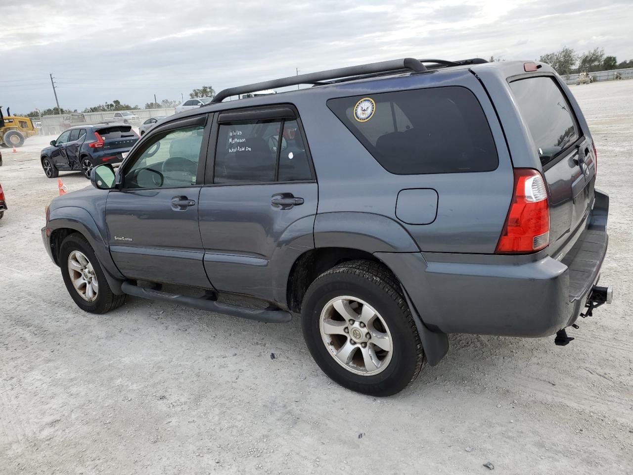 Изображение 2 2007 TOYOTA 4RUNNER SR5 2007 с VIN JTEZU14R278079009