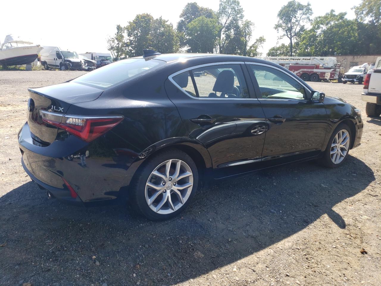 Image 3 of Acura Ilx 2019 with VIN 19UDE2F35KA004690