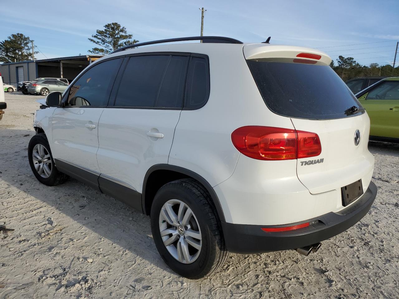 Изображение 2 2016 VOLKSWAGEN TIGUAN S 2016 с VIN WVGAV7AX9GW003640