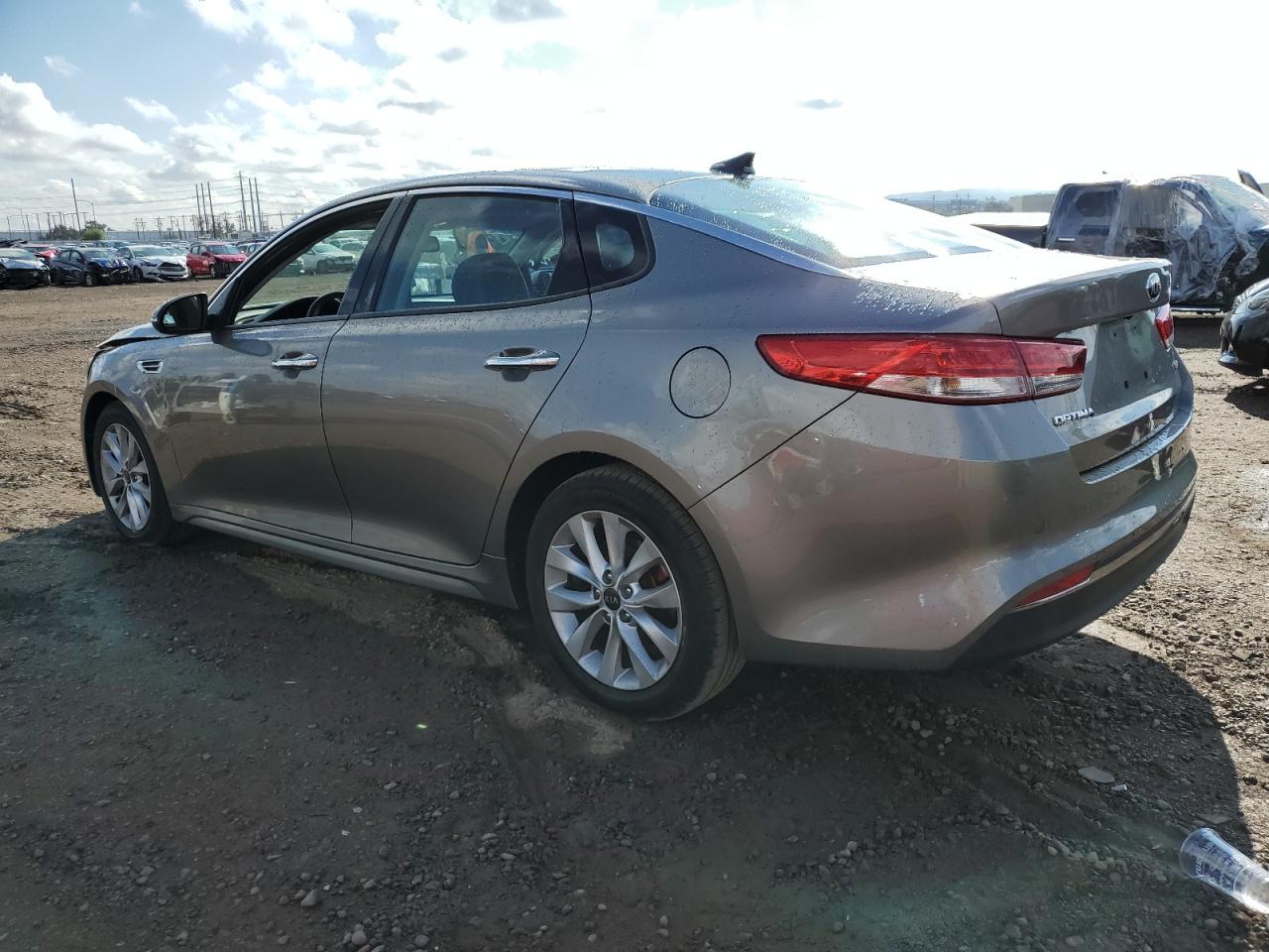 Изображение 2 2016 KIA OPTIMA EX 2016 с VIN 5XXGU4L3XGG053684