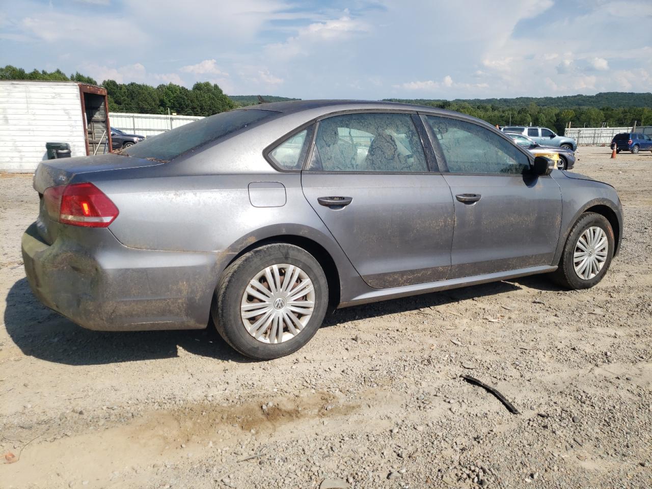 Obraz 3 z 2014 VOLKSWAGEN PASSAT S 2014 z VIN 1VWAT7A37EC094040