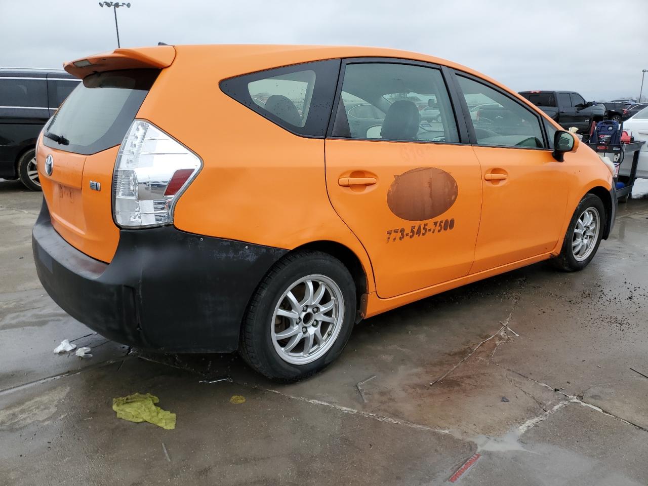 Obraz 3 z 2014 TOYOTA PRIUS V  2014 z VIN JTDZN3EUXEJ011384