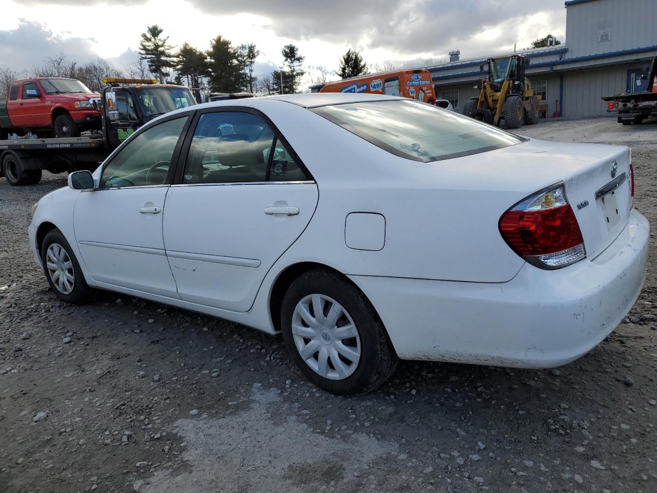 Obraz 2 z 2005 TOYOTA CAMRY LE 2005 z VIN 4T1BE32K35U393871