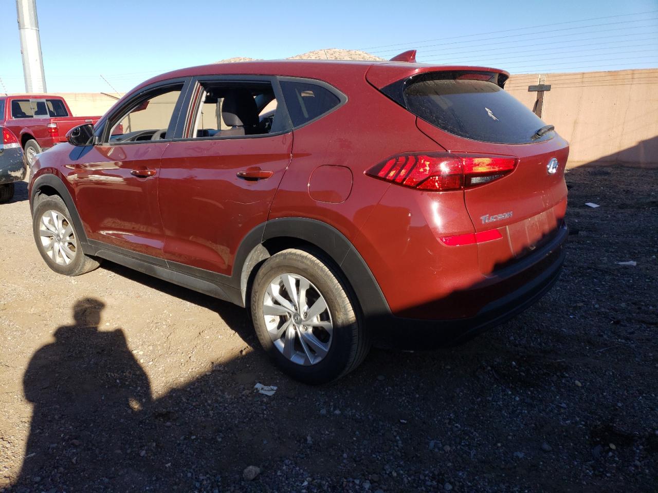 Изображение 2 2020 HYUNDAI TUCSON SE 2020 с VIN KM8J23A42LU179507