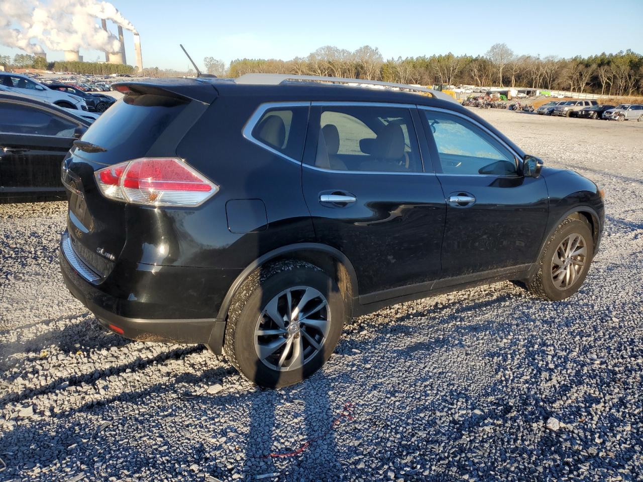Image 3 of 2014 NISSAN ROGUE S 2014 with VIN 5N1AT2MV5EC807791