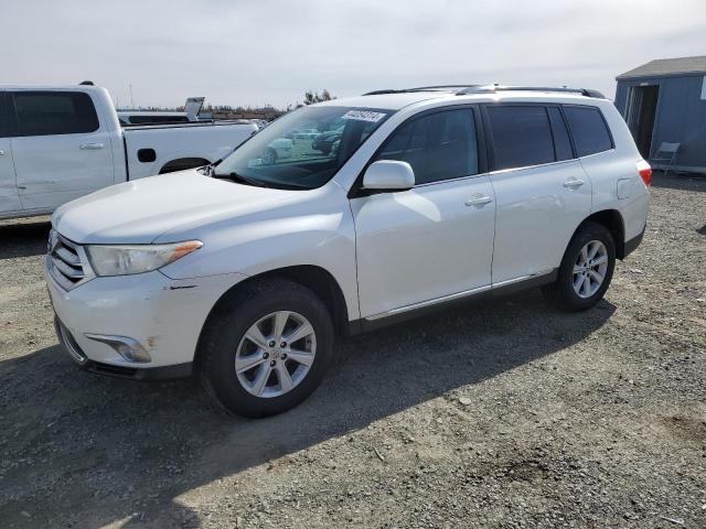 Image 1 of 2013 TOYOTA HIGHLANDER BASE 2013 with VIN 5TDBK3EH1DS274507