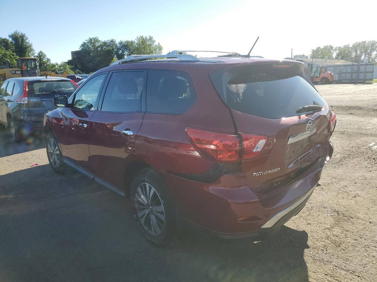 Obraz 2 z 2018 NISSAN PATHFINDER S 2018 z VIN 5N1DR2MM4JC679198