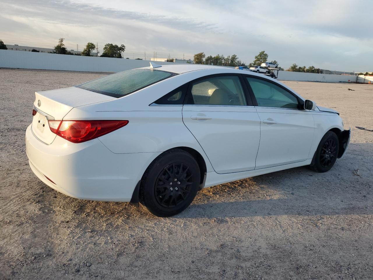 Obraz 3 z 2011 HYUNDAI SONATA GLS 2011 z VIN 5NPEB4AC8BH144272