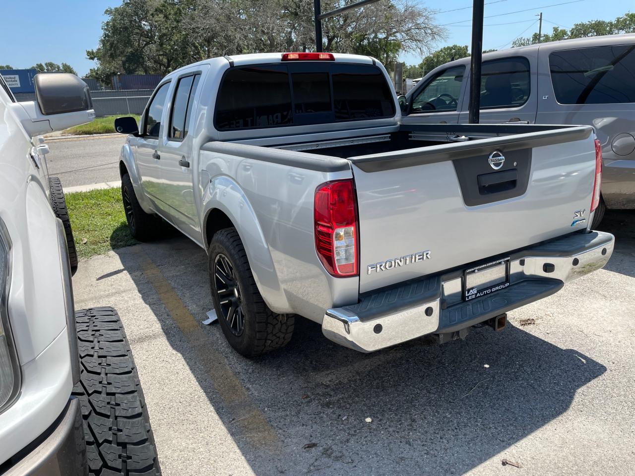 Image 3 of 2017 NISSAN FRONTIER S 2017 with VIN 1N6DD0ER5HN702842