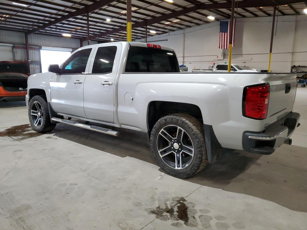 Obraz 2 z 2015 CHEVROLET SILVERADO K1500 LT 2015 z VIN 1GCVKREC4FZ420890