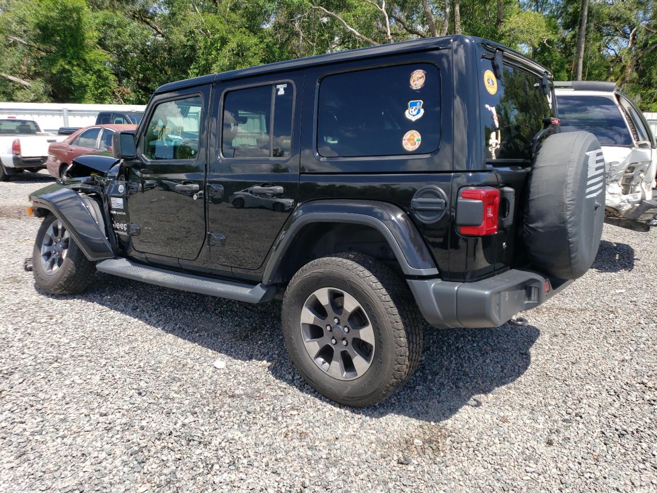 Image 2 of Jeep Wrangler Unlimited Sahara 2018 with VIN 1C4HJXEN2JW266535