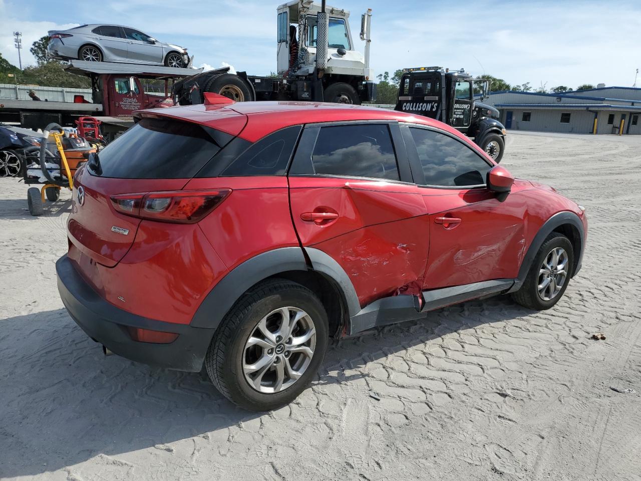 Image 3 of 2018 MAZDA CX-3 SPORT 2018 with VIN JM1DKDB78J0331021