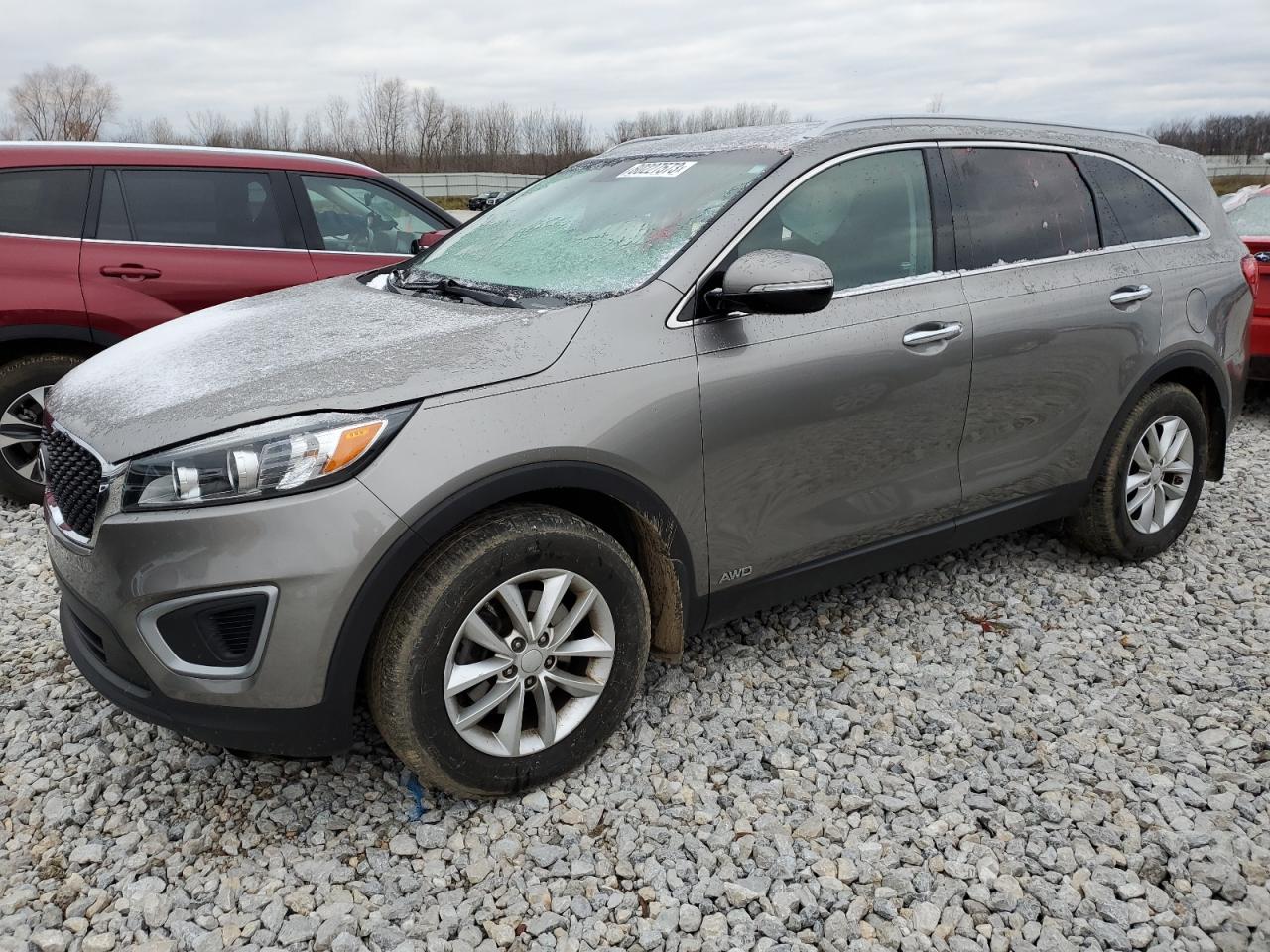 Image 1 of 2017 KIA SORENTO LX 2017 with VIN 5XYPGDA39HG262406