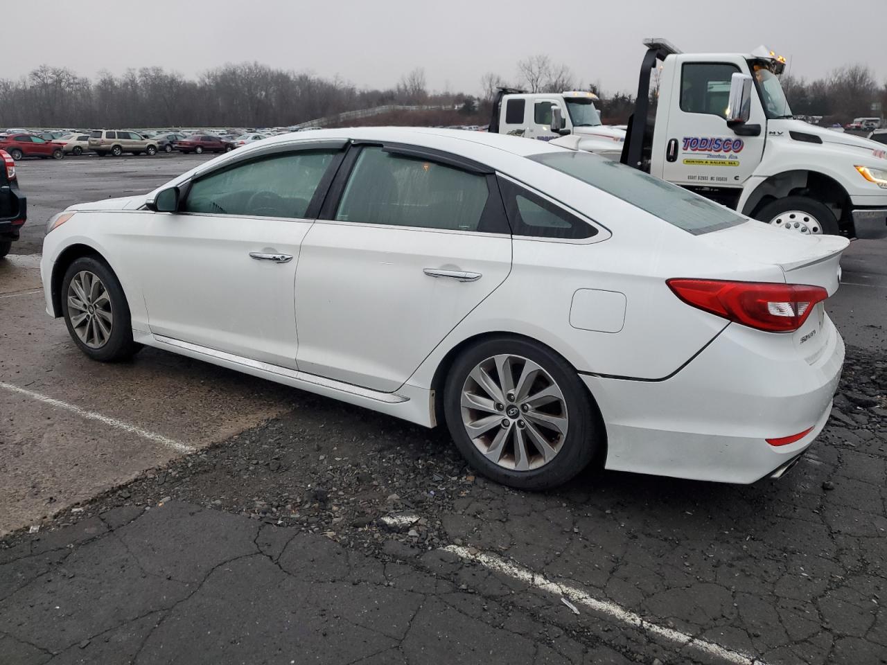 Изображение 2 2015 HYUNDAI SONATA SPORT 2015 с VIN 5NPE34AF9FH057378