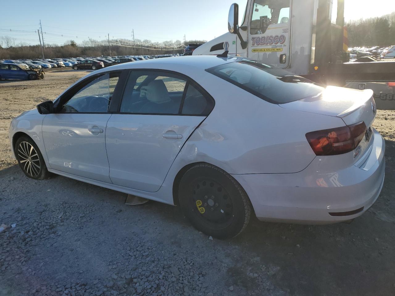 Изображение 2 2016 VOLKSWAGEN JETTA SPORT 2016 с VIN 3VWD17AJ8GM335462