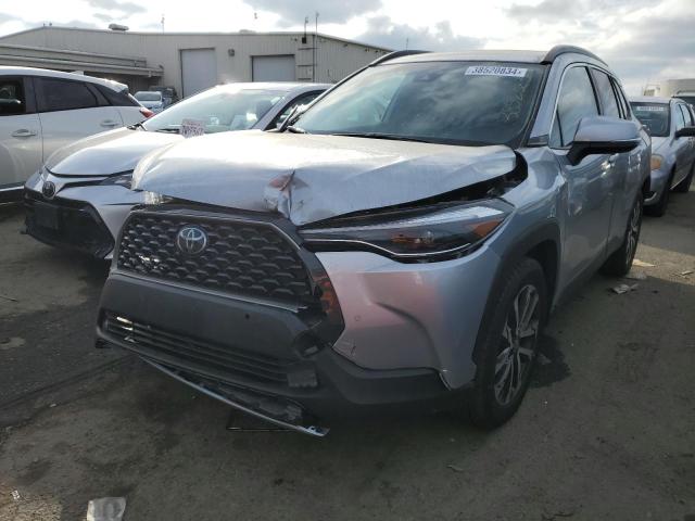 Image 1 of 2022 TOYOTA COROLLA CROSS XLE 2022 with VIN 7MUDAABG6NV015823