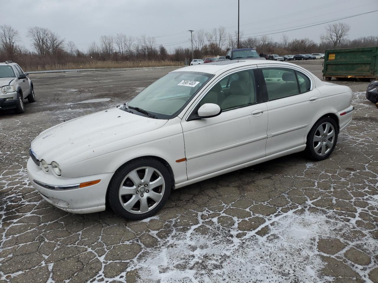 Obraz 1 z 2004 JAGUAR X-TYPE 3.0 2004 z VIN SAJEA51C84WD79197