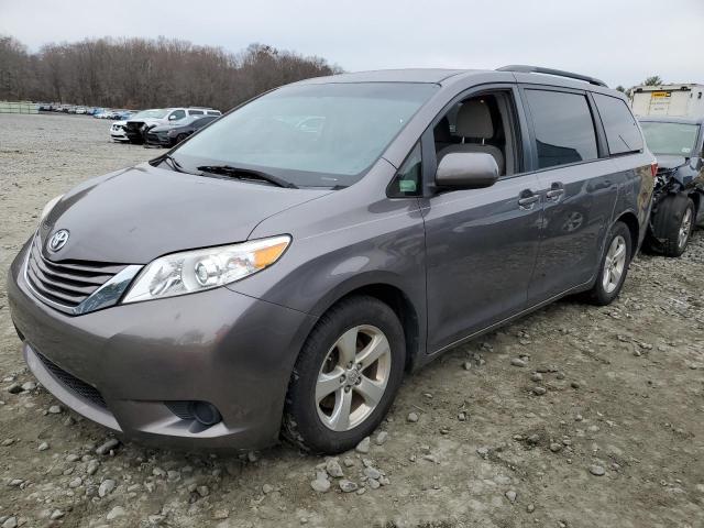 Изображение 2017 TOYOTA SIENNA LE 2017