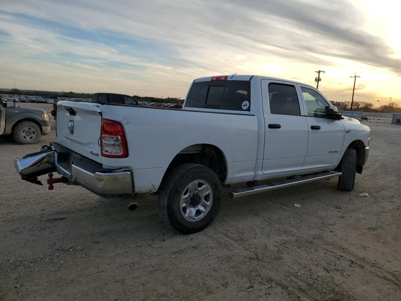 Изображение 3 2019 RAM 2500 TRADESMAN 2019 с VIN 3C6UR5CJ1KG668999