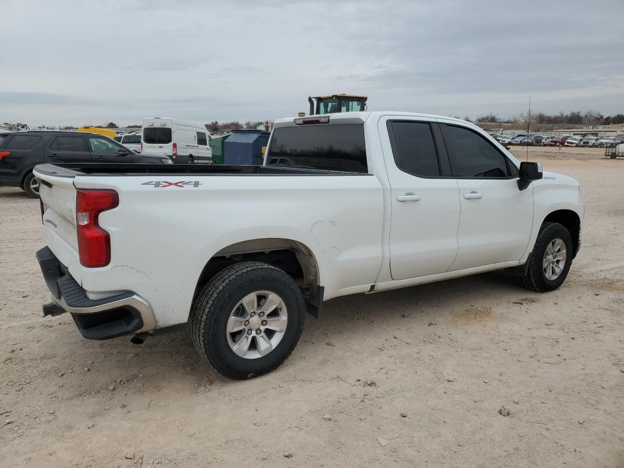 Obraz 3 z 2020 CHEVROLET SILVERADO K1500 LT 2020 z VIN 1GCRYDED3LZ253364