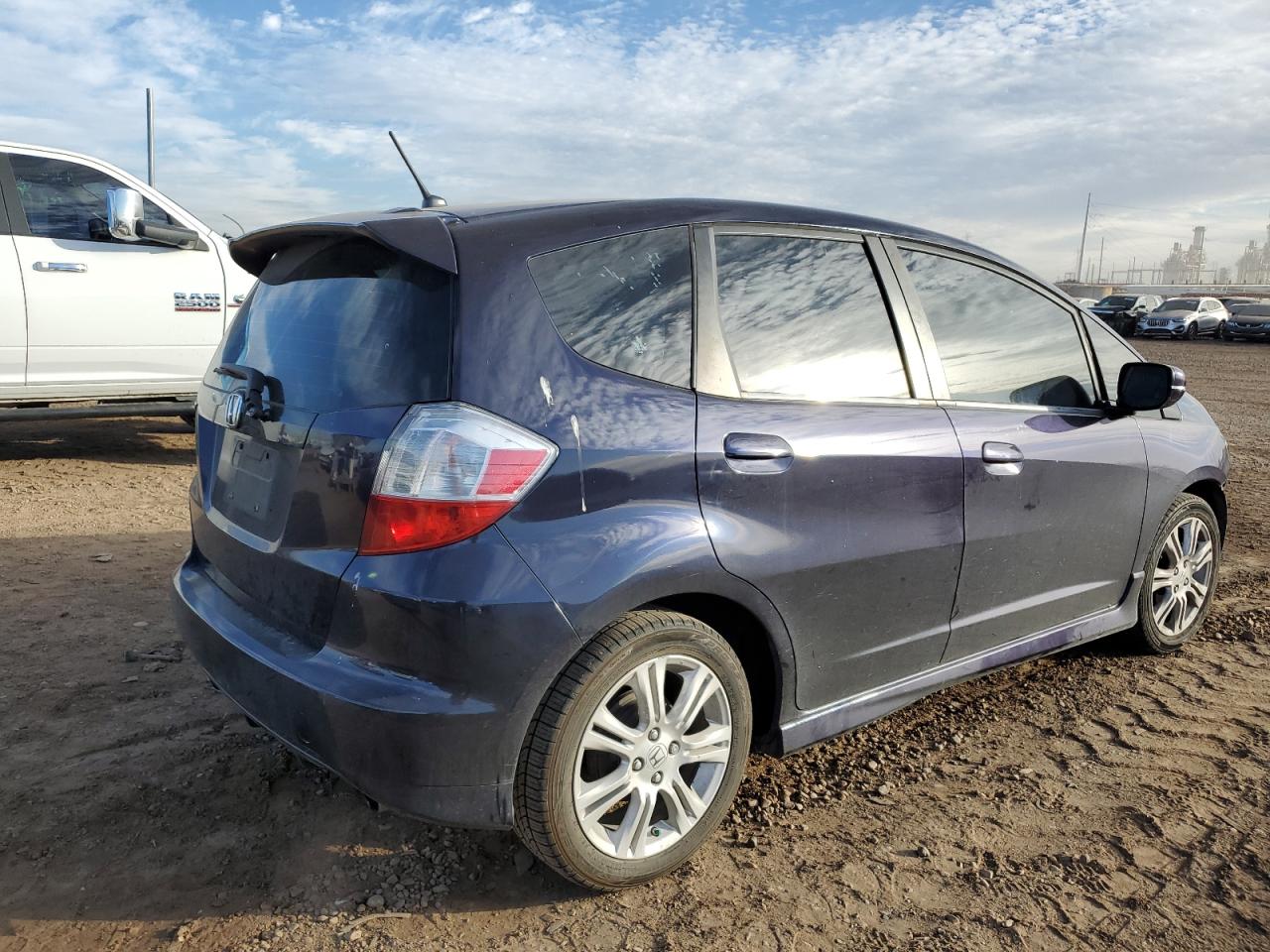 Изображение 3 2009 HONDA FIT SPORT 2009 с VIN JHMGE88439S075183