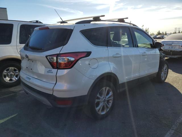 Image 3 of 2018 FORD ESCAPE SE 2018 with VIN 1FMCU0GD5JUC09038