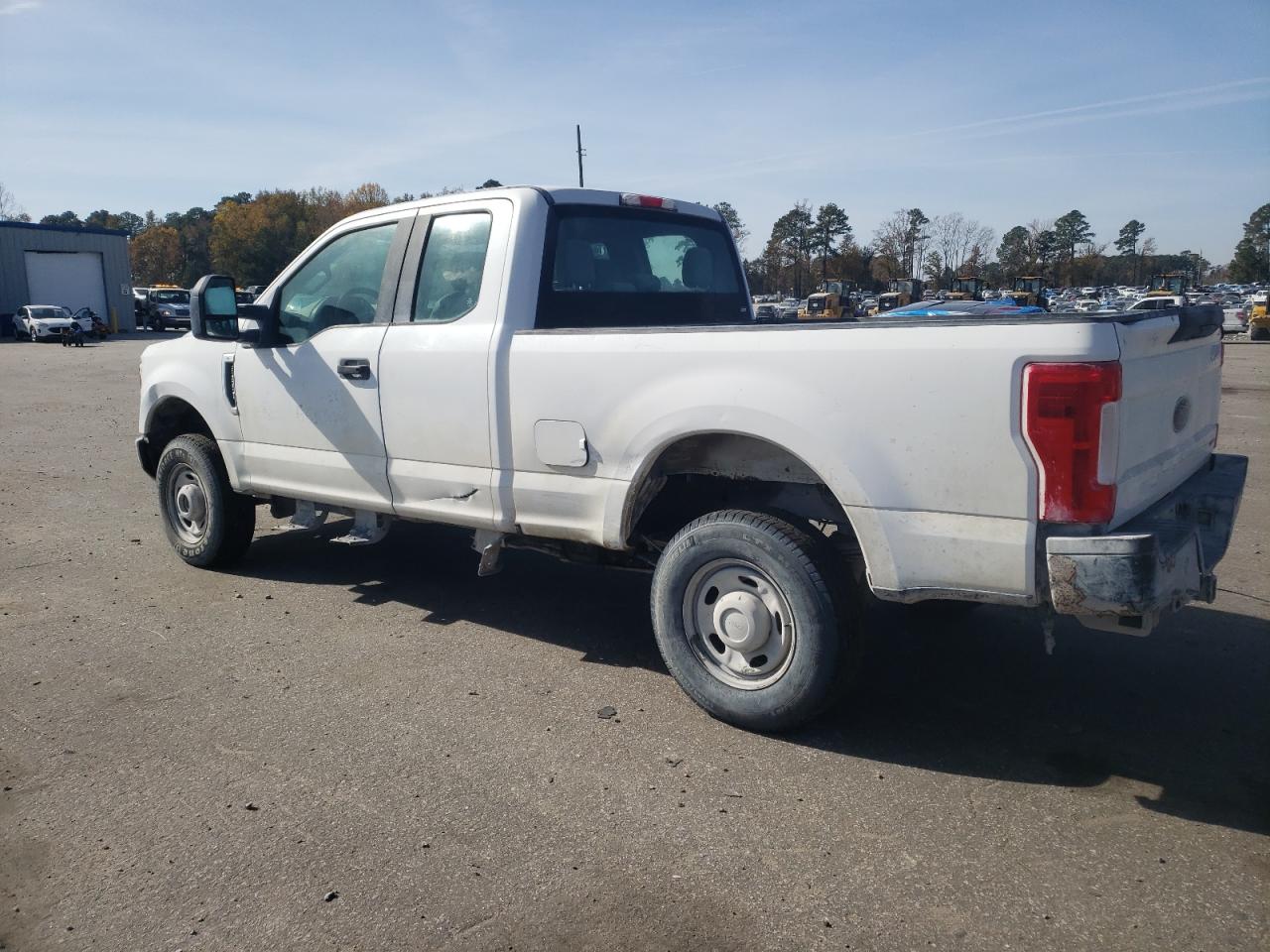 Image 2 of 2017 FORD F250 SUPER DUTY 2017 with VIN 1FT7X2B66HEB19578