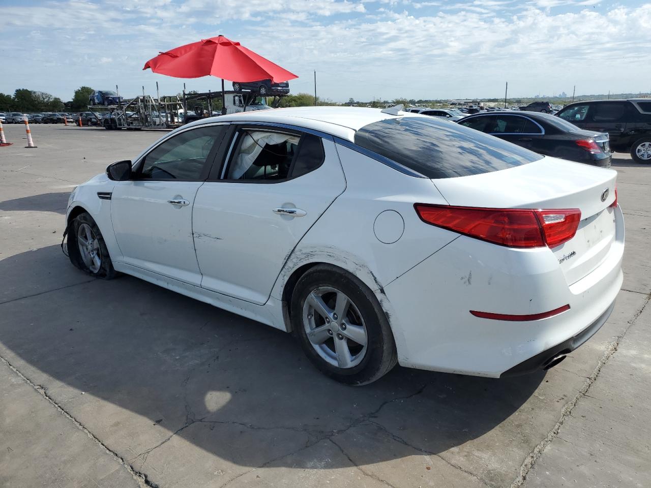 Obraz 2 z 2015 KIA OPTIMA LX 2015 z VIN 5XXGM4A75FG433133