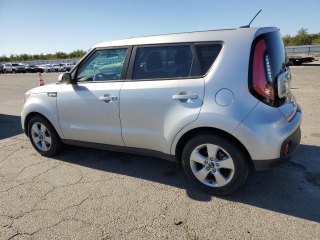 Изображение 2 2017 KIA SOUL  2017 с VIN KNDJN2A23H7463920