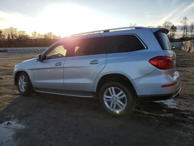 Image 2 of 2013 MERCEDES-BENZ GL 450 4MATIC 2013 with VIN 4JGDF7CE2DA220025