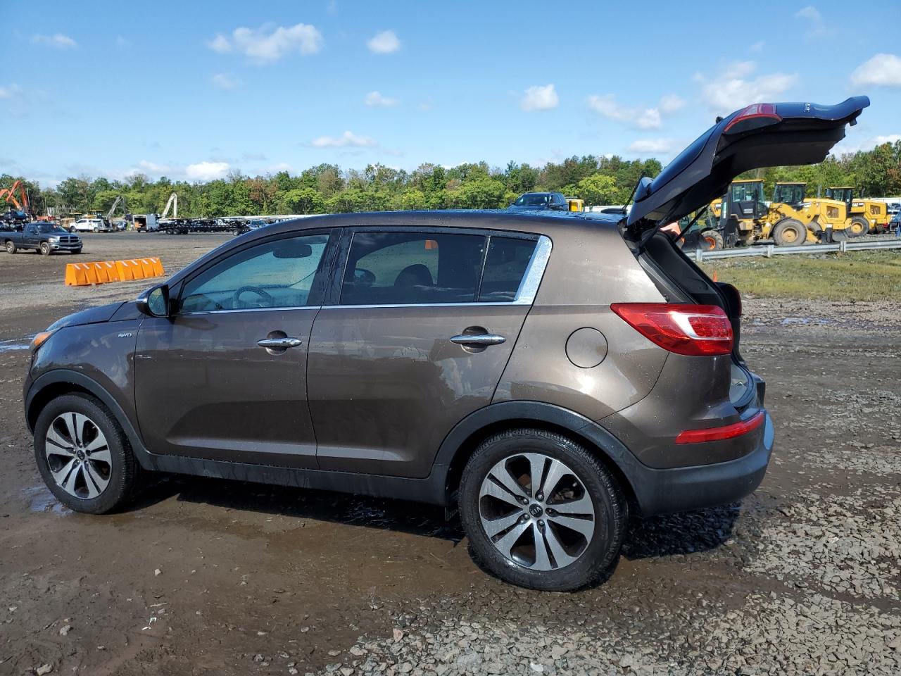 Изображение 2 2011 KIA SPORTAGE EX 2011 с VIN KNDPCCA24B7087063