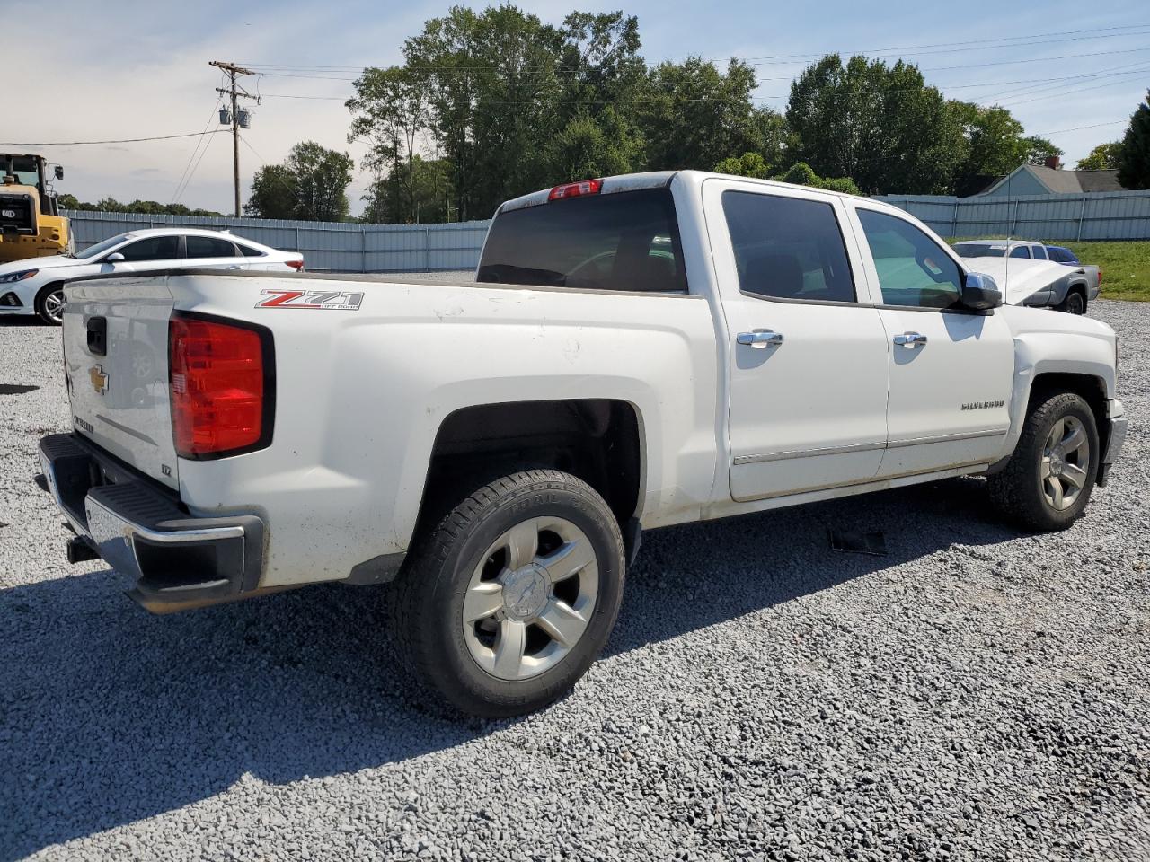 Image 3 of 2014 CHEVROLET SILVERADO K1500 LTZ 2014 with VIN 3GCUKSEC4EG360661