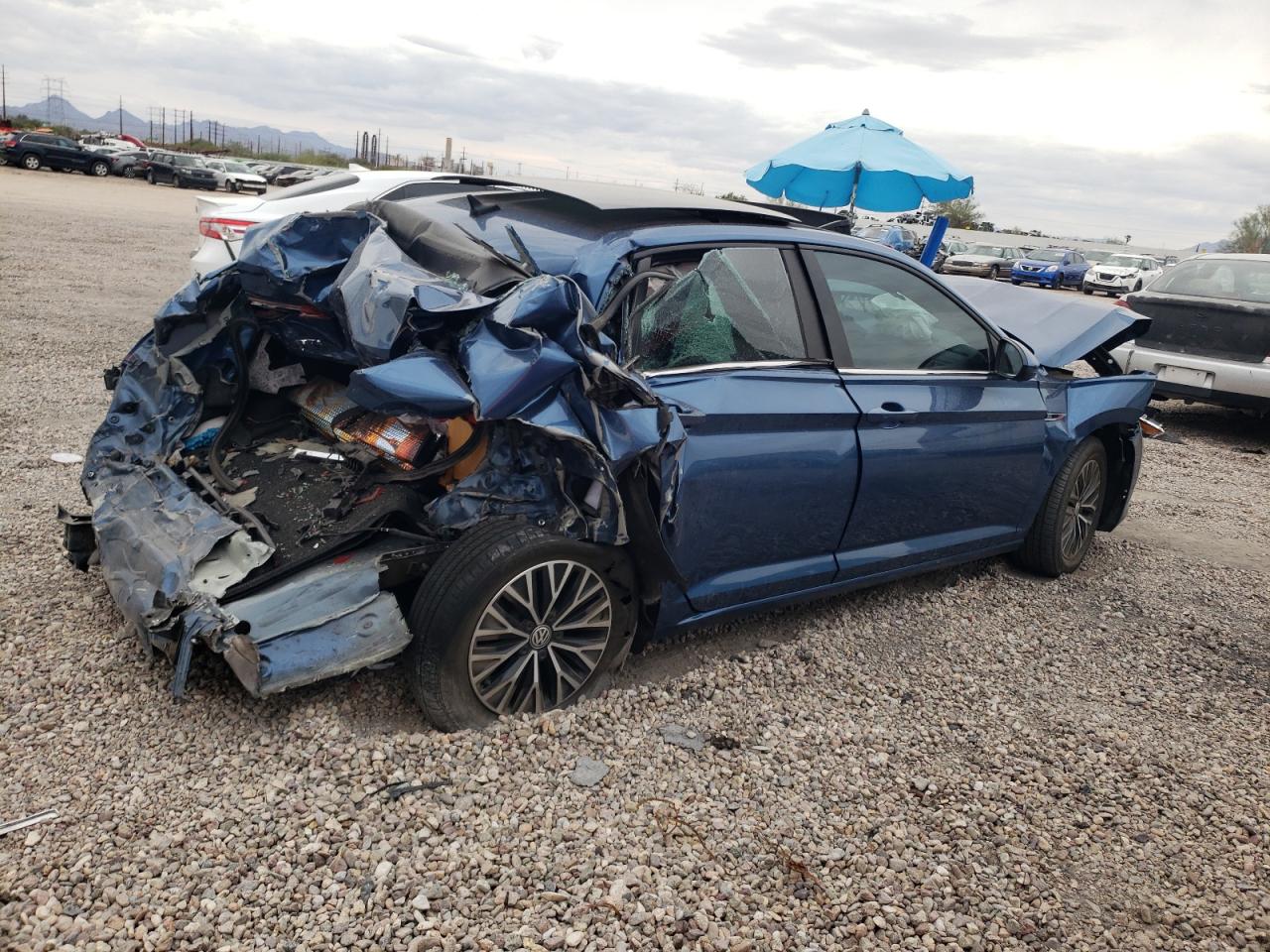 Image 3 of 2019 VOLKSWAGEN JETTA SEL 2019 with VIN 3VWE57BU9KM075552