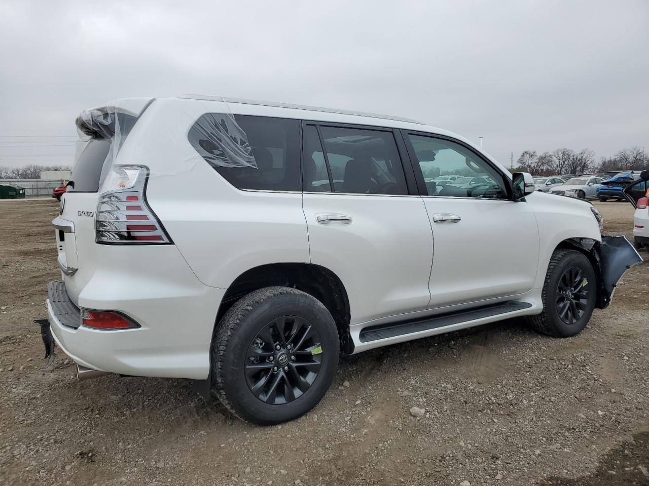 Изображение 3 2023 LEXUS GX 460 2023 с VIN JTJAM7BX8P5367637