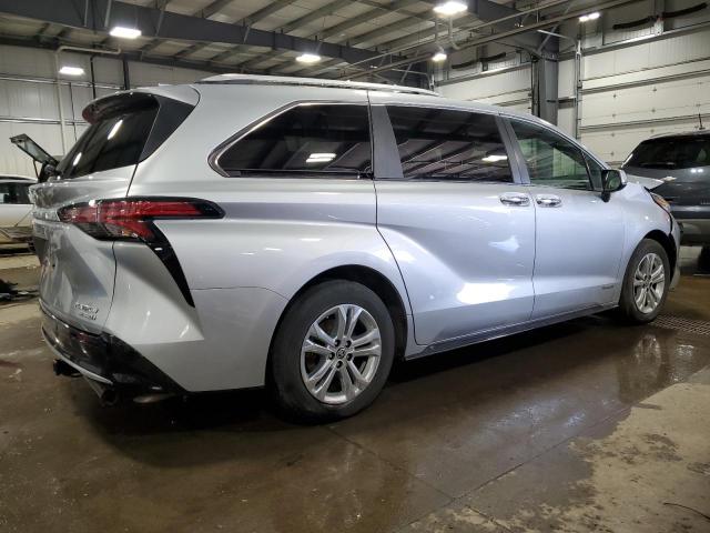 Image 3 of 2021 TOYOTA SIENNA LIMITED 2021 with VIN 5TDESKFC0MS036920