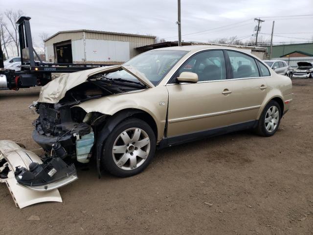 Image 1 of 2002 VOLKSWAGEN PASSAT GLX 2002 with VIN WVWRH63B02P012756