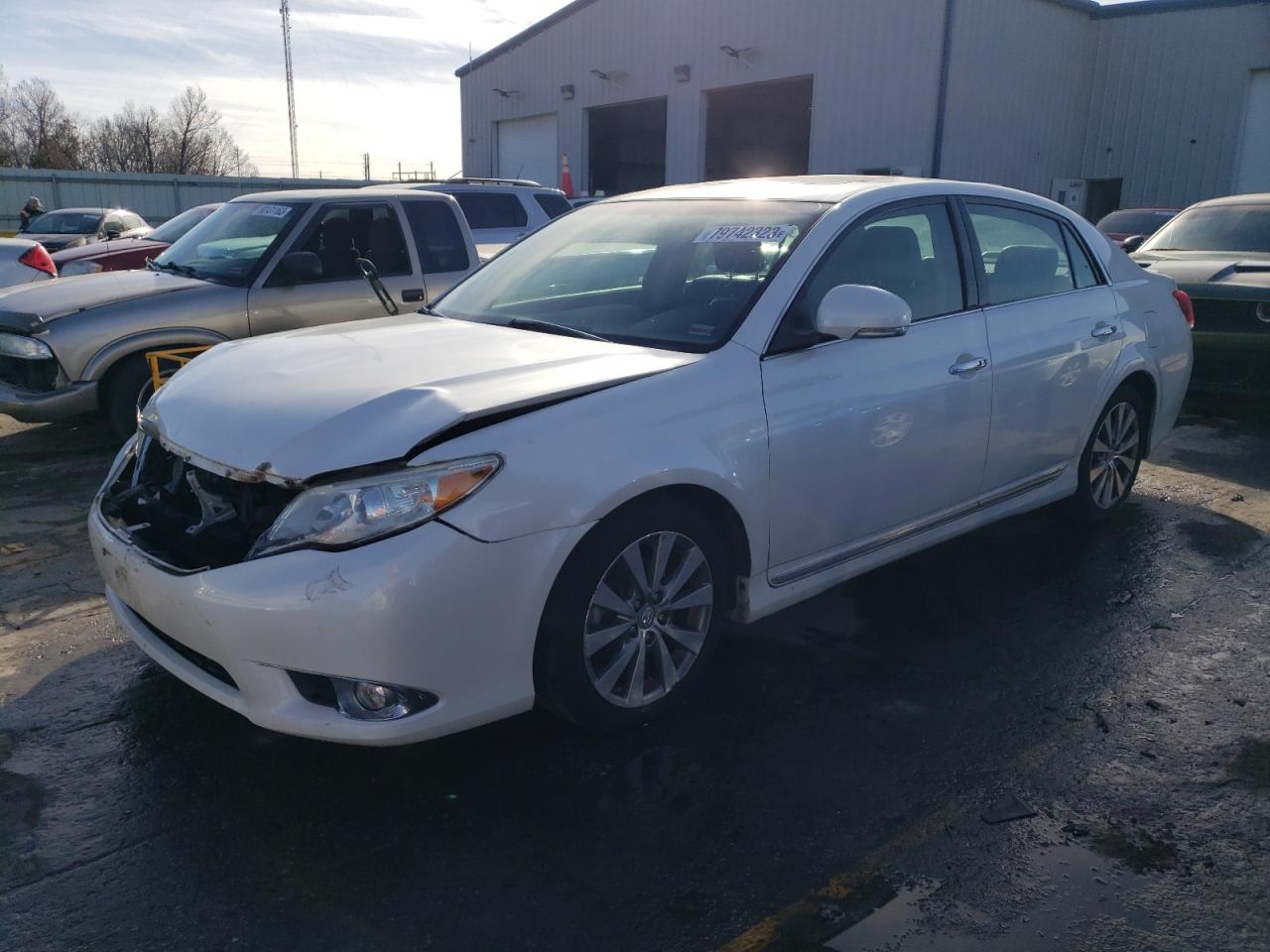 Image 1 of 2011 TOYOTA AVALON BASE 2011 with VIN 4T1BK3DB8BU421469