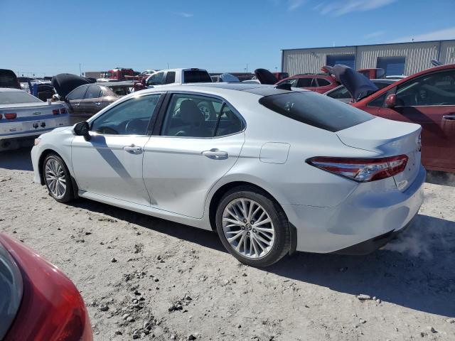 Image 2 of 2020 TOYOTA CAMRY XLE 2020 with VIN 4T1FZ1AK5LU035485