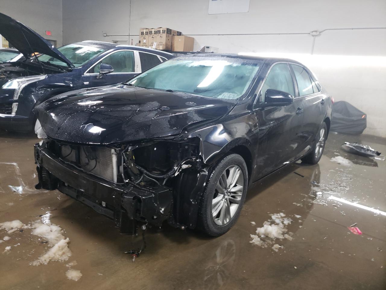 Obraz 1 z 2015 TOYOTA CAMRY LE 2015 z VIN 4T1BF1FK7FU955803