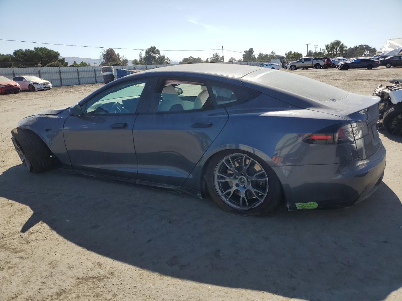 Obraz 2 z 2023 TESLA MODEL S  2023 z VIN 5YJSA1E55PF500697