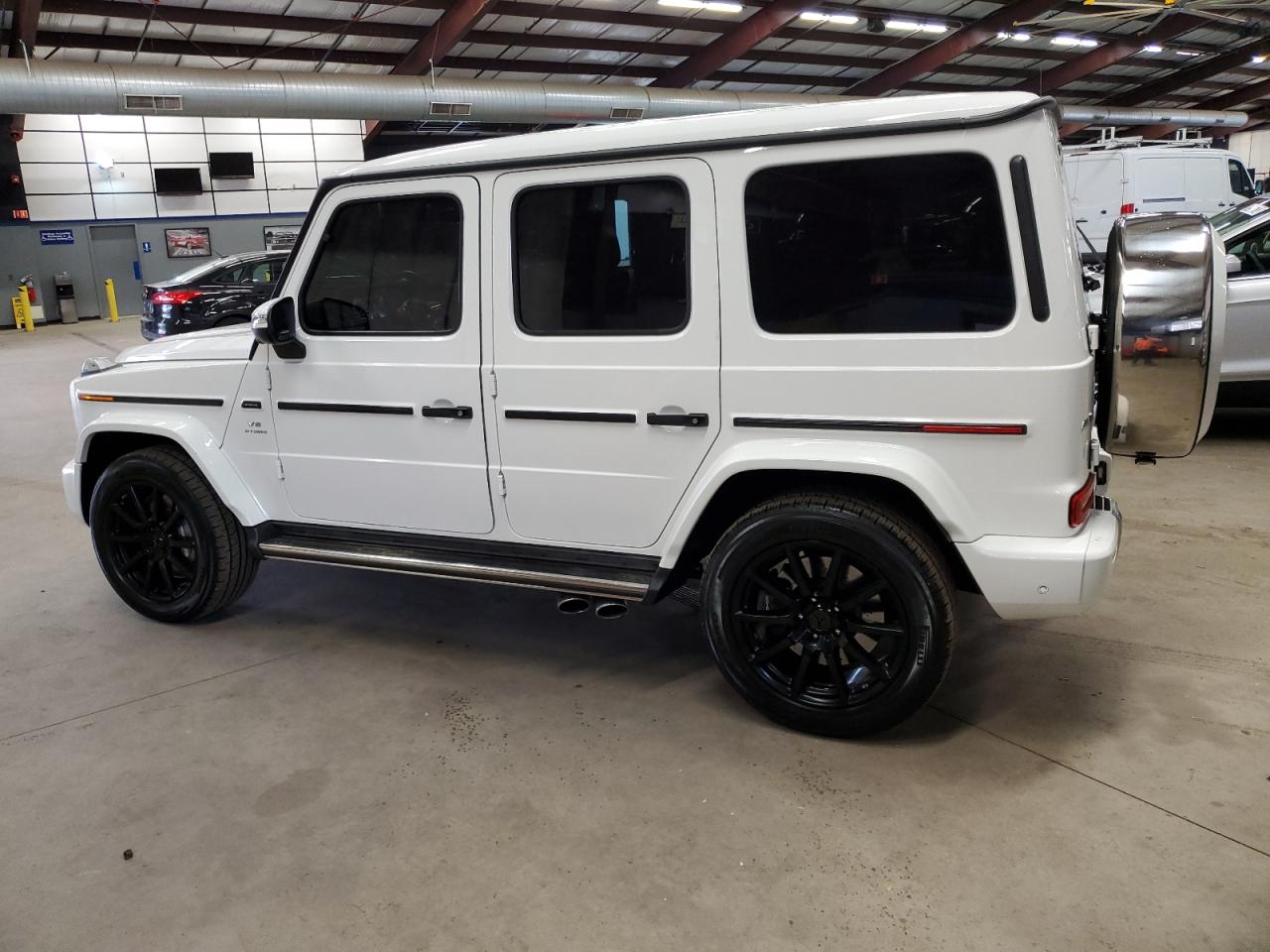 Image 2 of 2019 MERCEDES-BENZ G 63 AMG 2019 with VIN WDCYC7HJ4KX324766