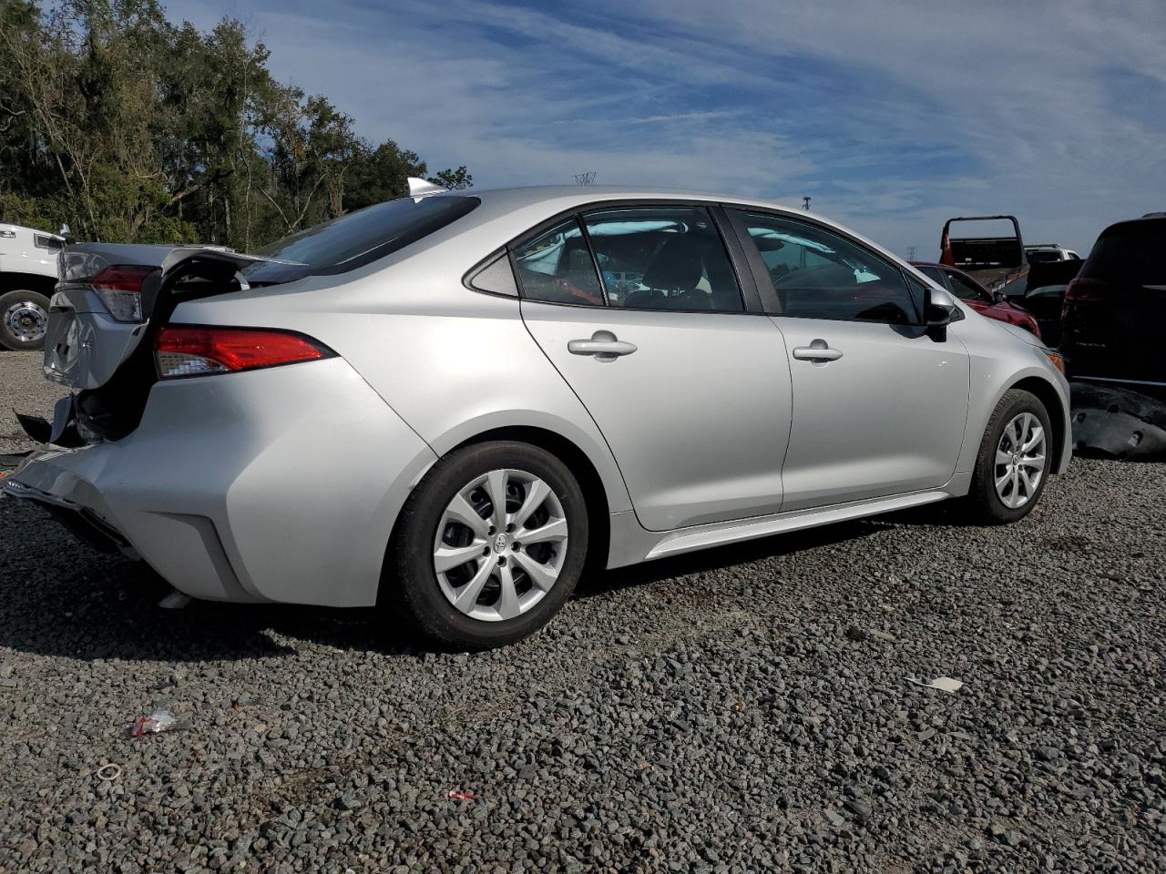 Obraz 3 z 2024 TOYOTA COROLLA LE 2024 z VIN 5YFB4MDE9RP088785