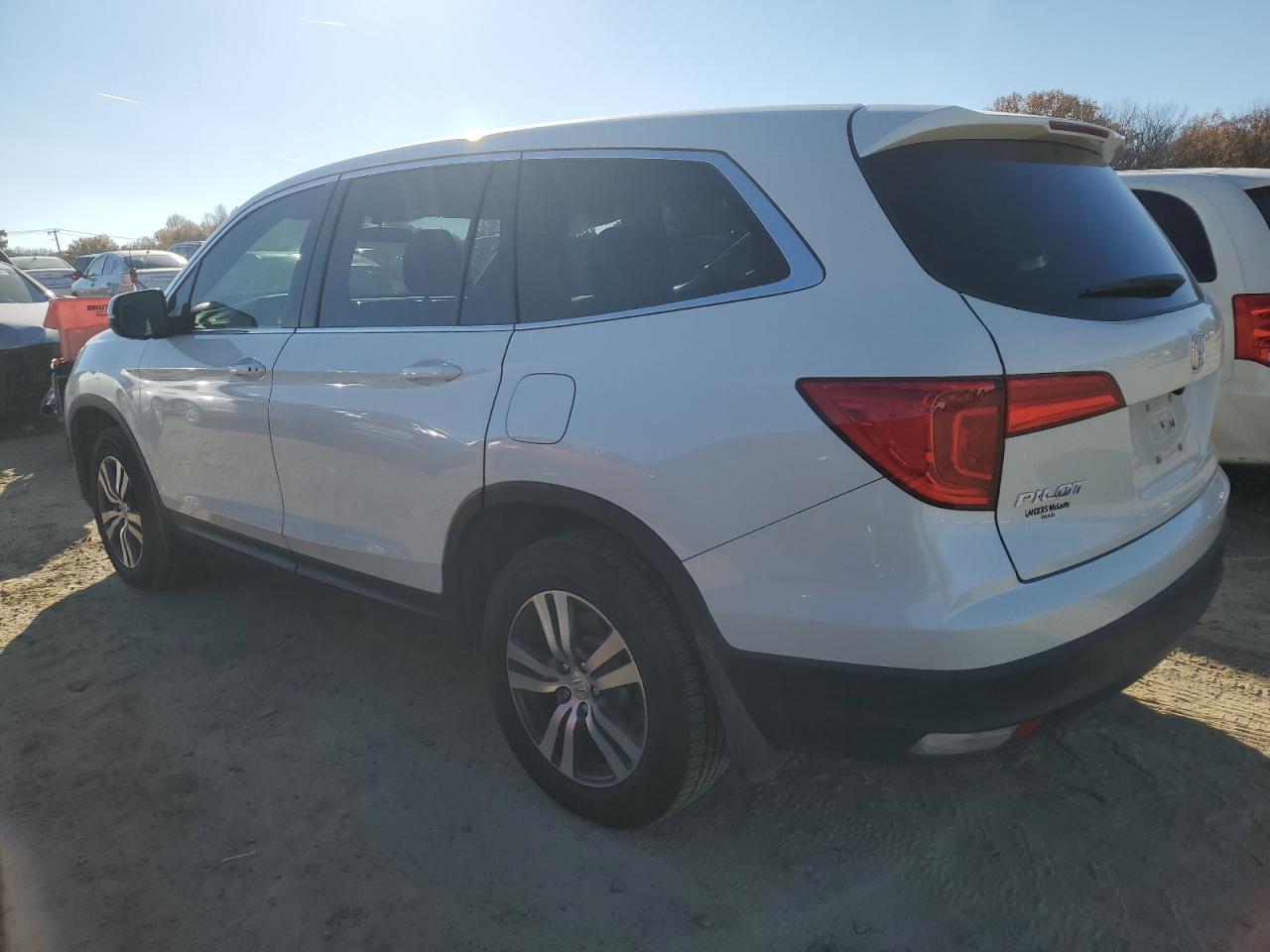 Obraz 2 z 2016 HONDA PILOT EX 2016 z VIN 5FNYF6H36GB033518