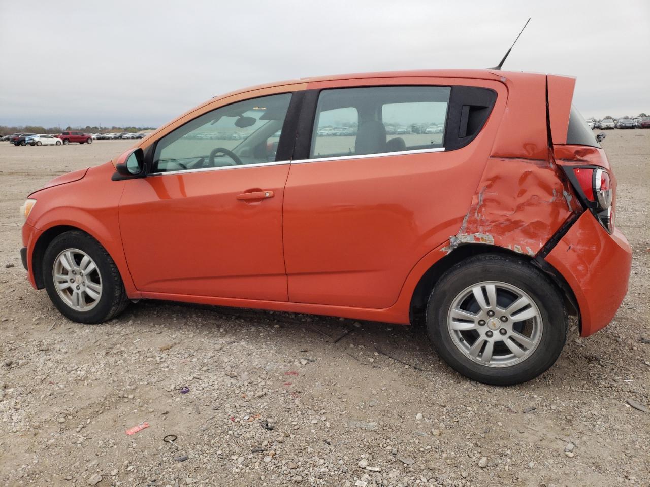 Изображение 2 2012 CHEVROLET SONIC LT 2012 с VIN 1G1JC6SH6C4103351