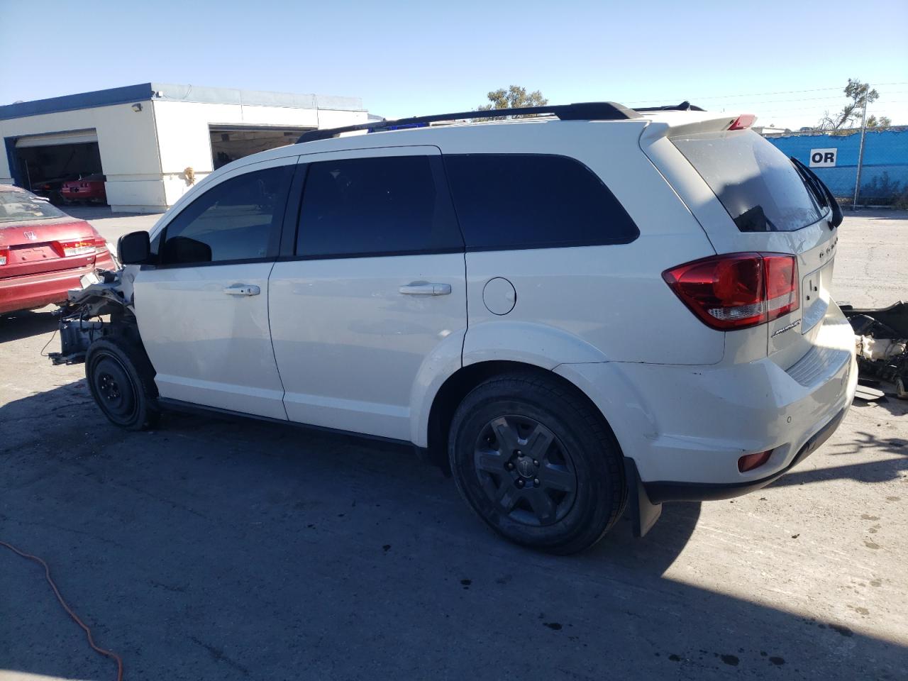 Изображение 2 2018 DODGE JOURNEY SXT 2018 с VIN 3C4PDCBB6JT255274
